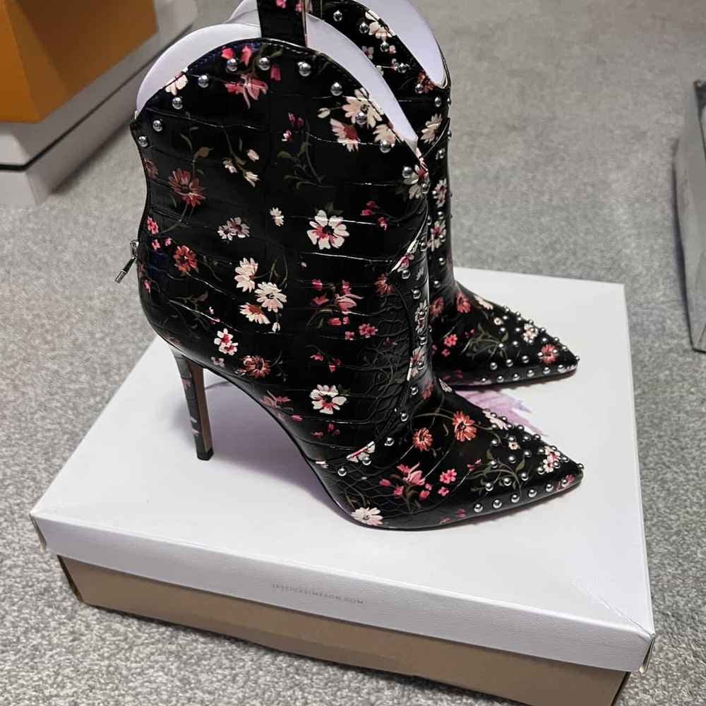 Jessica Simpson Black Floral Heeled Boots